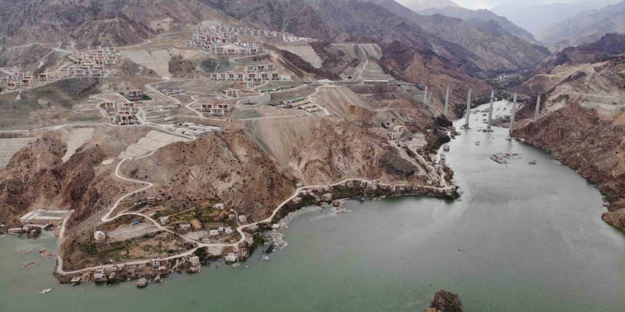 Eski ve yeni Yusufeli aynı karede