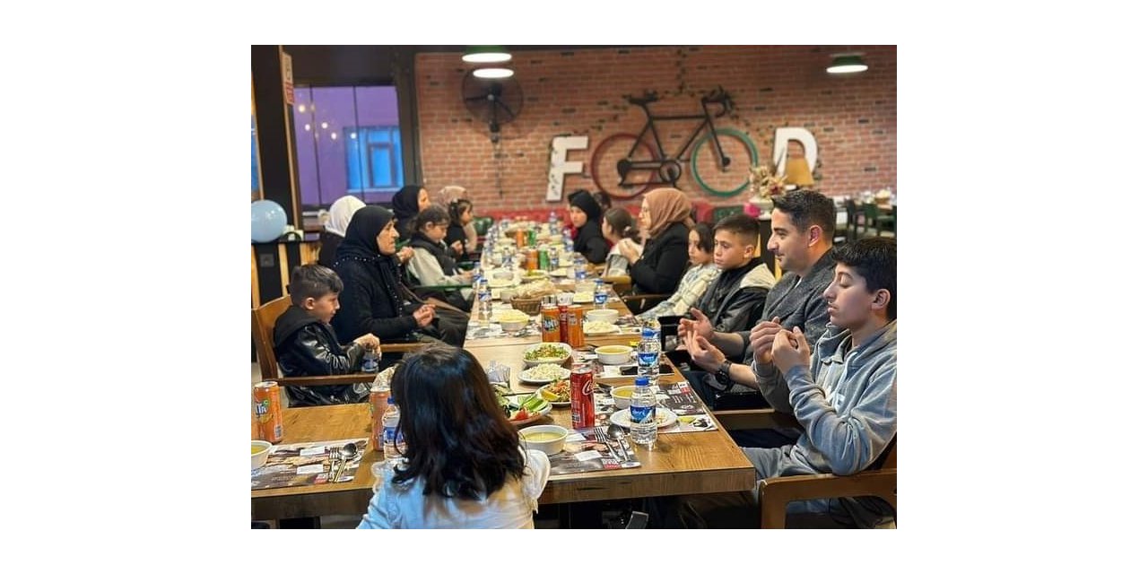 Kaymakam Kurt yetimlerle iftarda buluştu