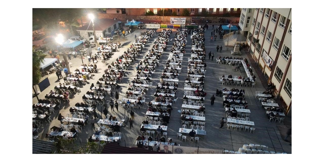 Nazilli Karaçay’da 3 bin kişi iftar sofrasında buluştu