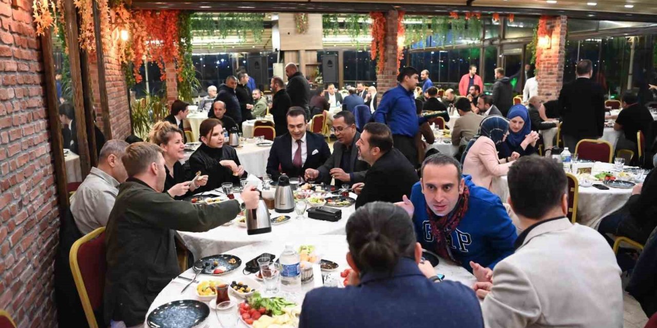 Yazılı ve görsel medya yöneticileri sahurda Tuzla’da buluştu