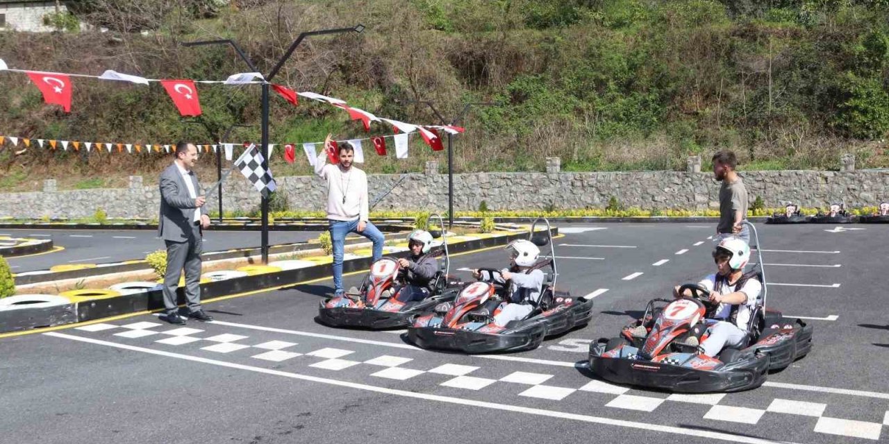 Akçaabat’ta Go-Kart turnuvası nefesleri kesti