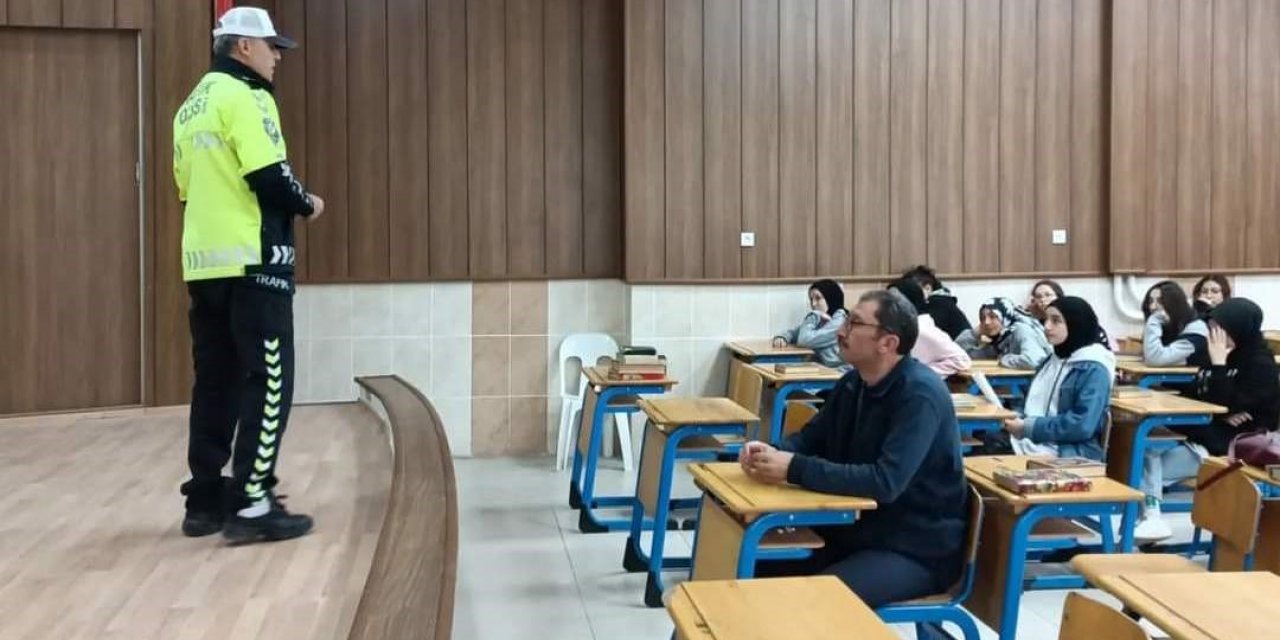 Emet AİHL öğrencilerine trafik eğitim