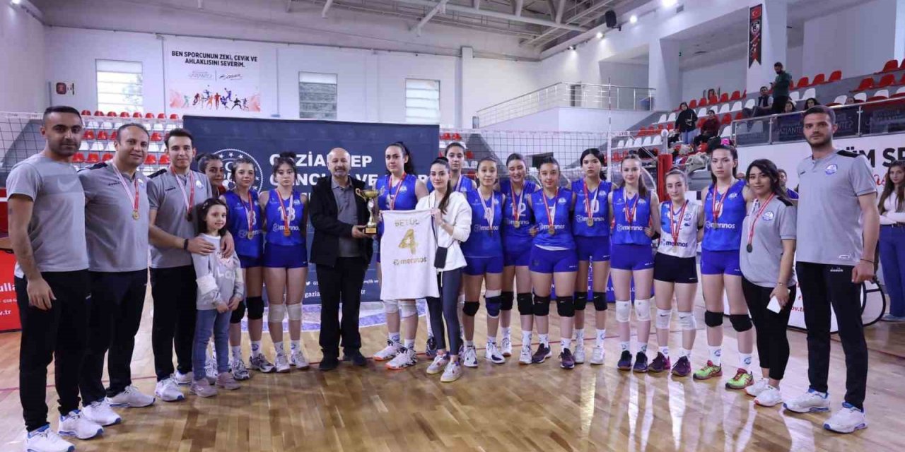 Merinosspor’dan çifte başarı