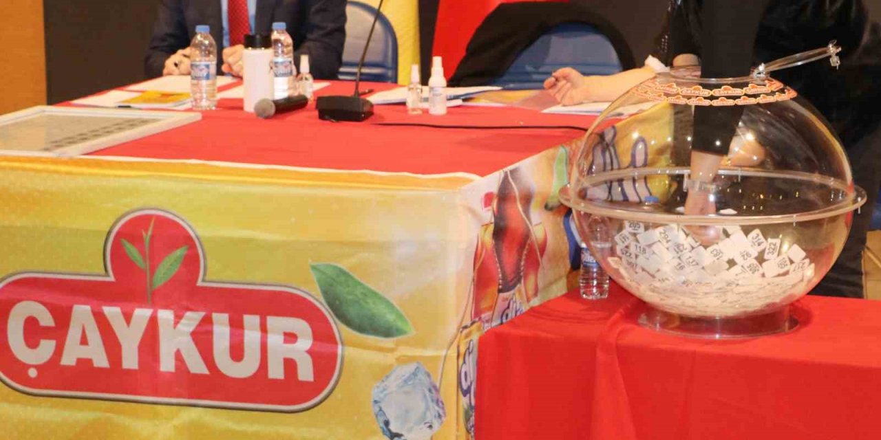 ÇAYKUR bin 365 mevsimlik işçi alacağını duyurdu, 38 bin 763 kişi başvurdu