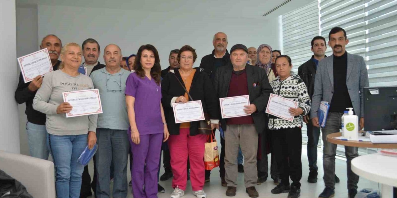 Muğla’da 26 diyabetli bireye diplomaları verildi