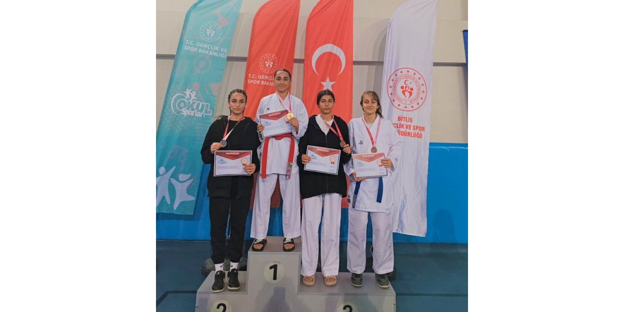 Büyükşehir sporcusundan altın madalya