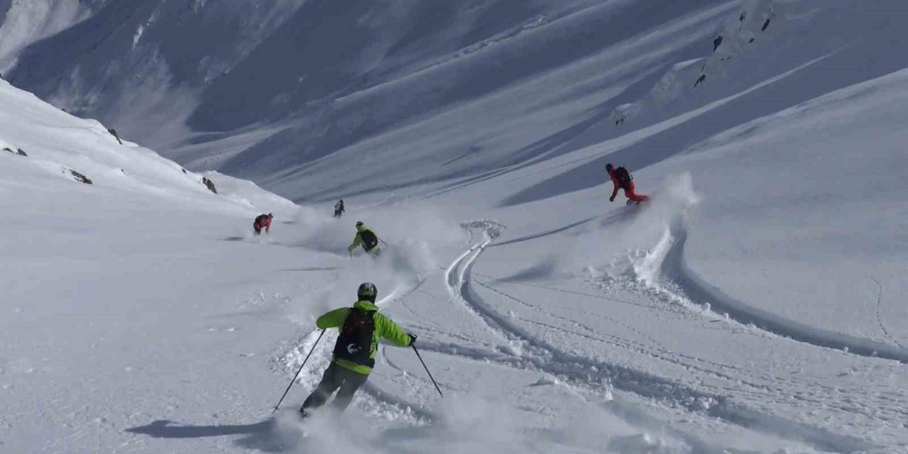 Bu yıl 300 sporcu Helsiki heyecanını Kaçkarlar’da yaşadı