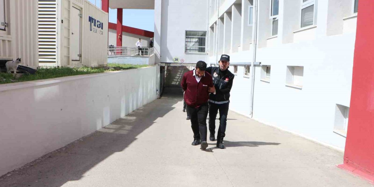 100 kilo uyuşturucu otobüsün zulasından çıktı