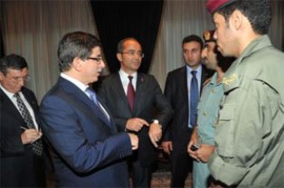 Davutoğlu'na büyük ayıp
