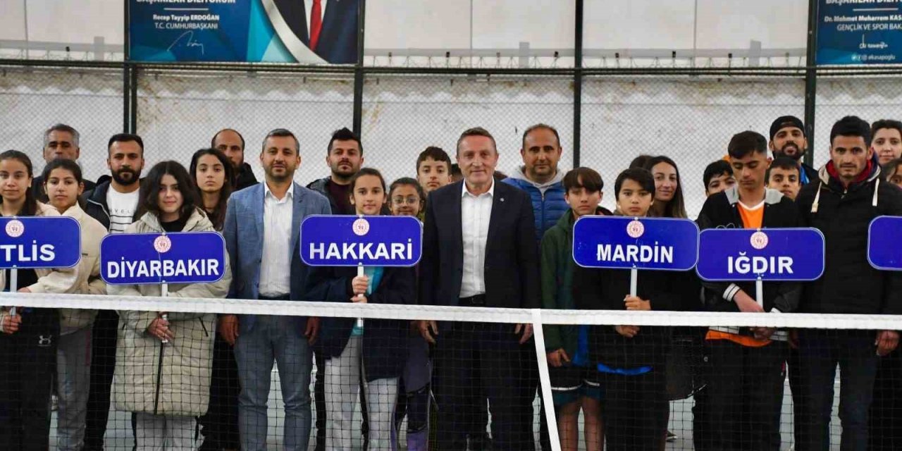 Şırnak’ta tenis turnuvası düzenlendi