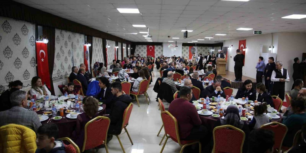 Afyonkarahisar’da şehit aileleri ve gazilerin onuruna iftar