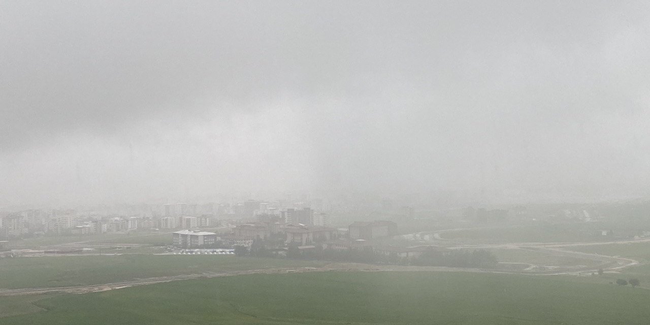 Sis Adıyaman’ı etkisi altına aldı