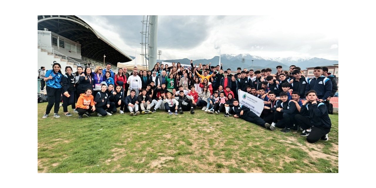 Aydınlı sporculardan madalya şöleni