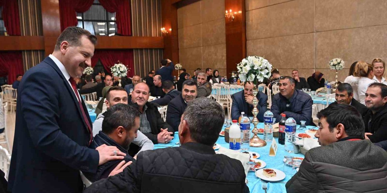 "Yeni yüzyılın Türkiye’sini muhtarlarla beraber inşa edeceğiz"