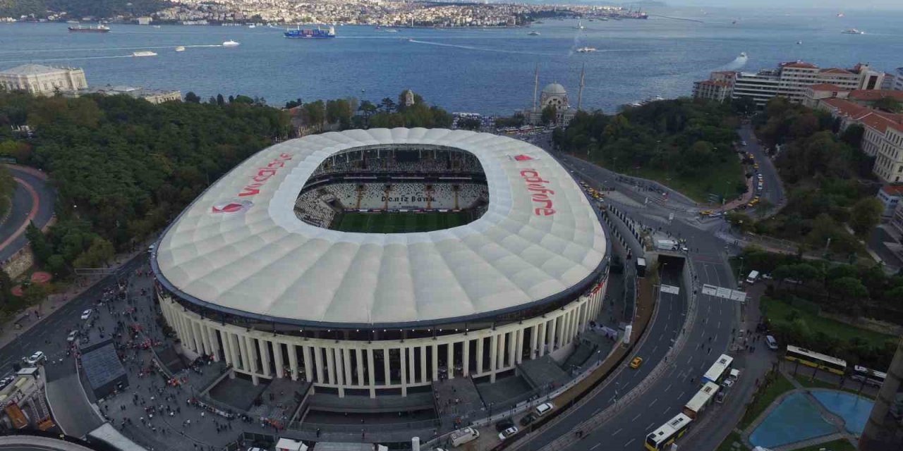 Beşiktaş’ta stat sponsorluğu için dev görüşmeler