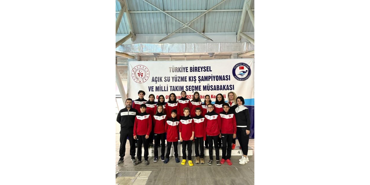 Büyükşehir yüzme takımı başarılarına bir yenisini daha ekledi