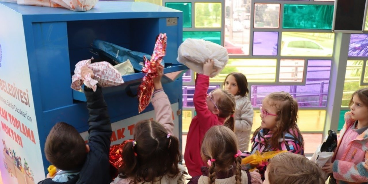 Yalova Belediyesinden kardeş şehir Antakya için oyuncak kampanyası