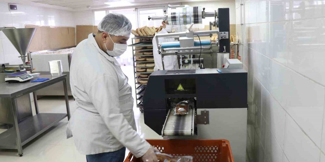 Çölyak ve fenilketonürililere glutensiz ekmek desteği