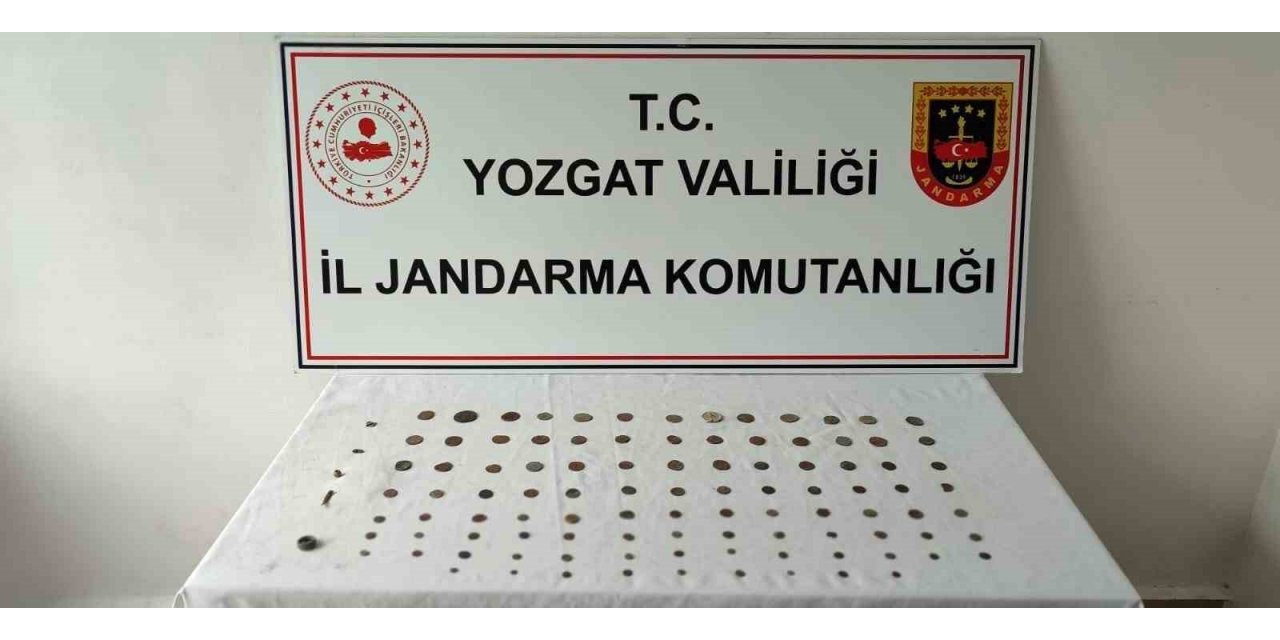 Yozgat’ta tarihi eser operasyonunda 100 sikke ele geçirildi