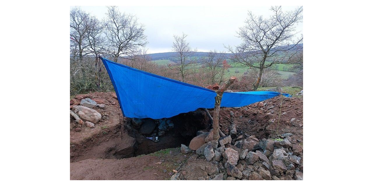 Savaştepe’de kaçak kazı yapan 3 şahsa operasyon