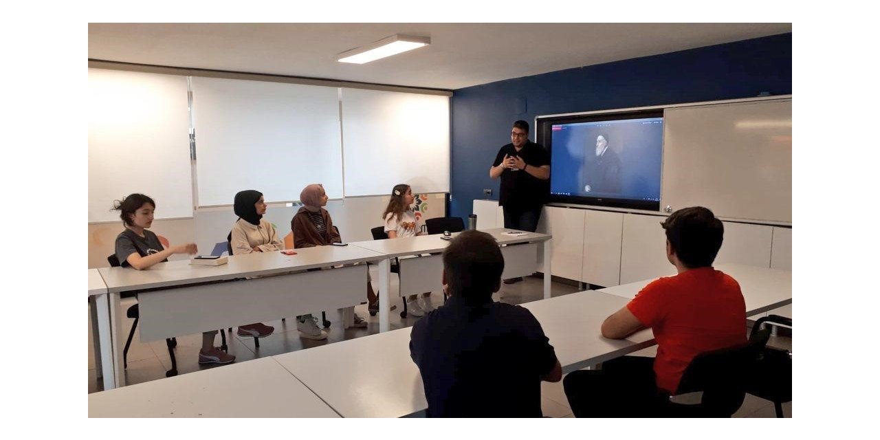 Gençlik merkezi öğrencilere yeni ufuklar açıyor