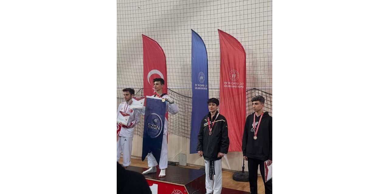 Batmanlı taekwondocular dereceyle döndü