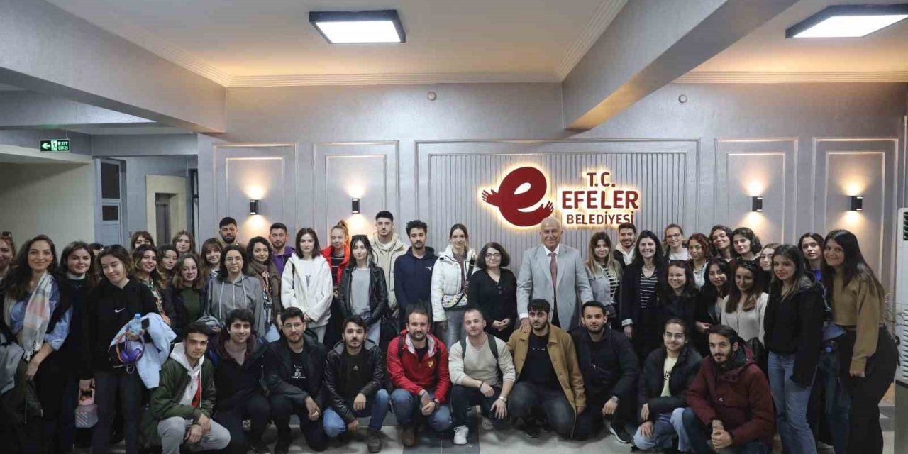 Başkan Atay, üniversite öğrencilerini ağırladı