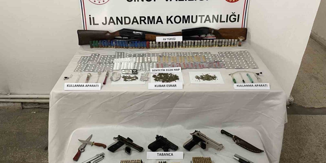 Sinop’ta ‘Kökünü Kurutma Operasyonu’nda 26 kişi gözaltına alındı