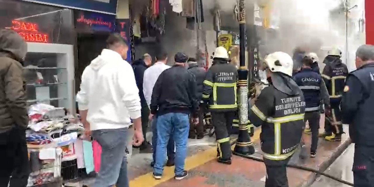 Kütahya’daki yangında bir kişi dumandan etkilendi