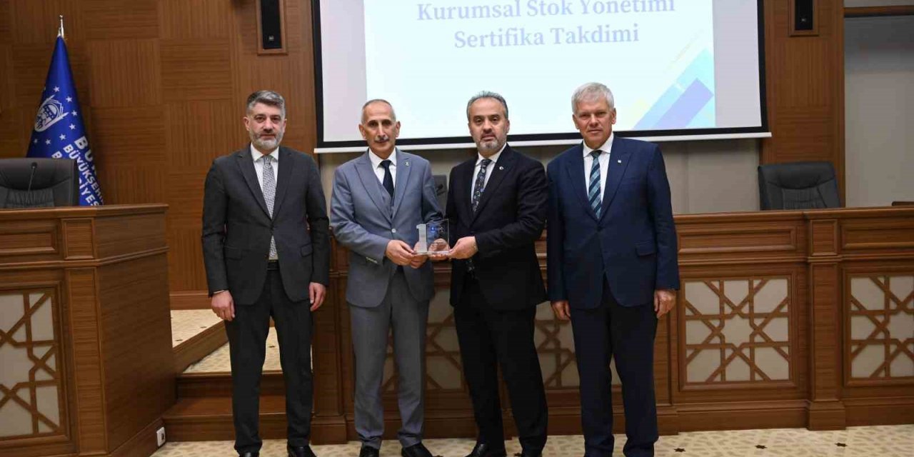 Bursa Büyükşehir’de yalın hizmet ödüllendirildi