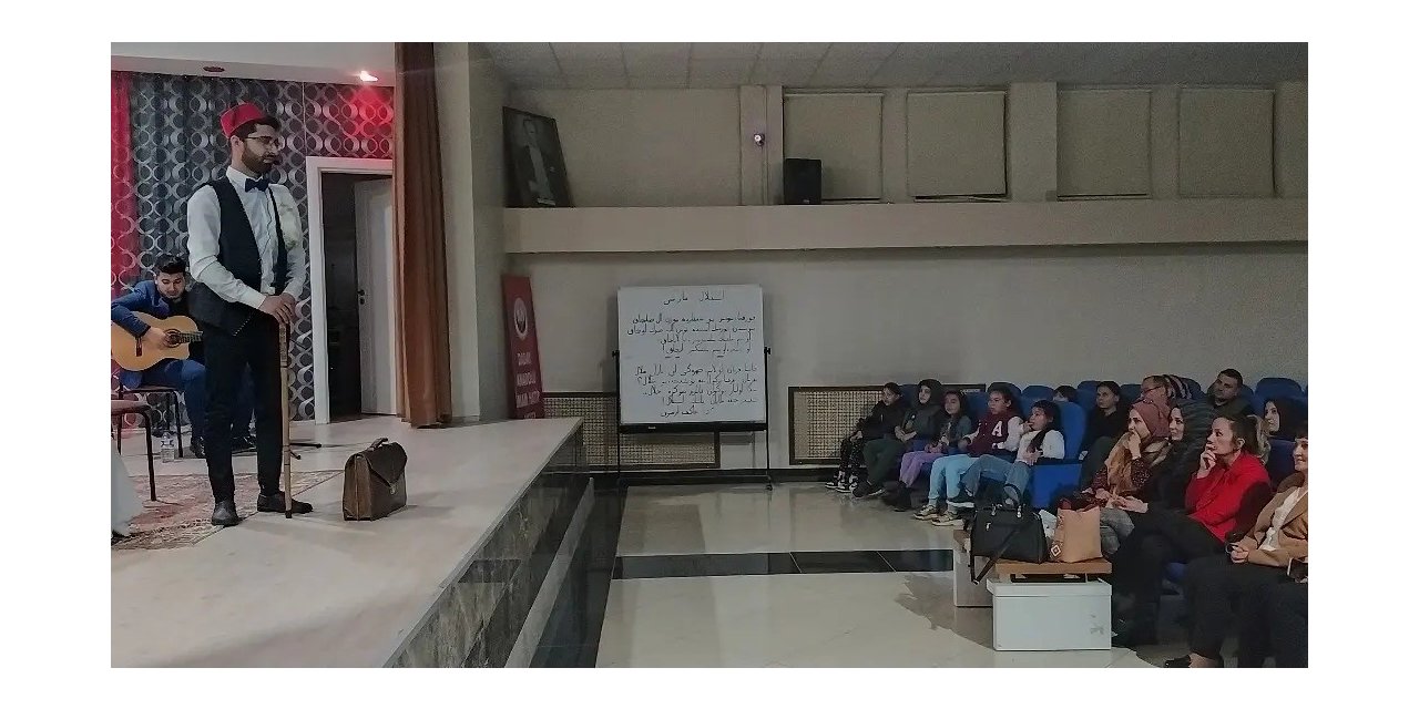 Öğrencilerden depremzedeler için ’Ramazan gösterisi’