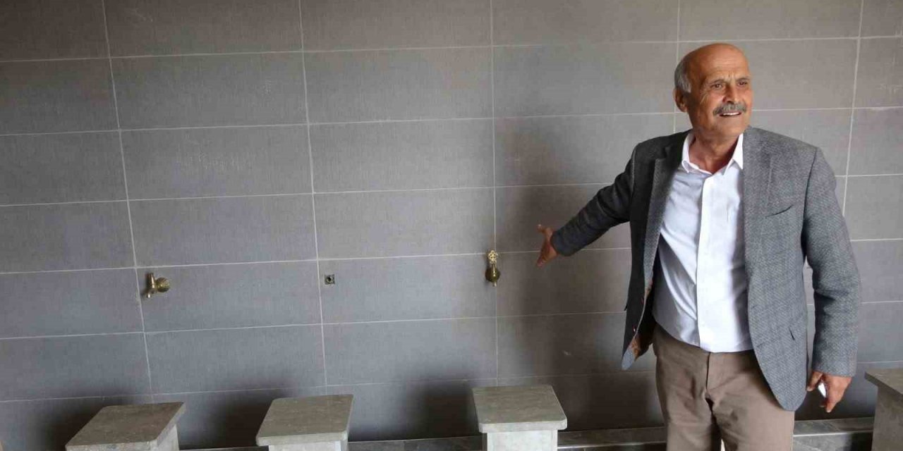 İnşaat halindeki caminin musluklarını çaldılar