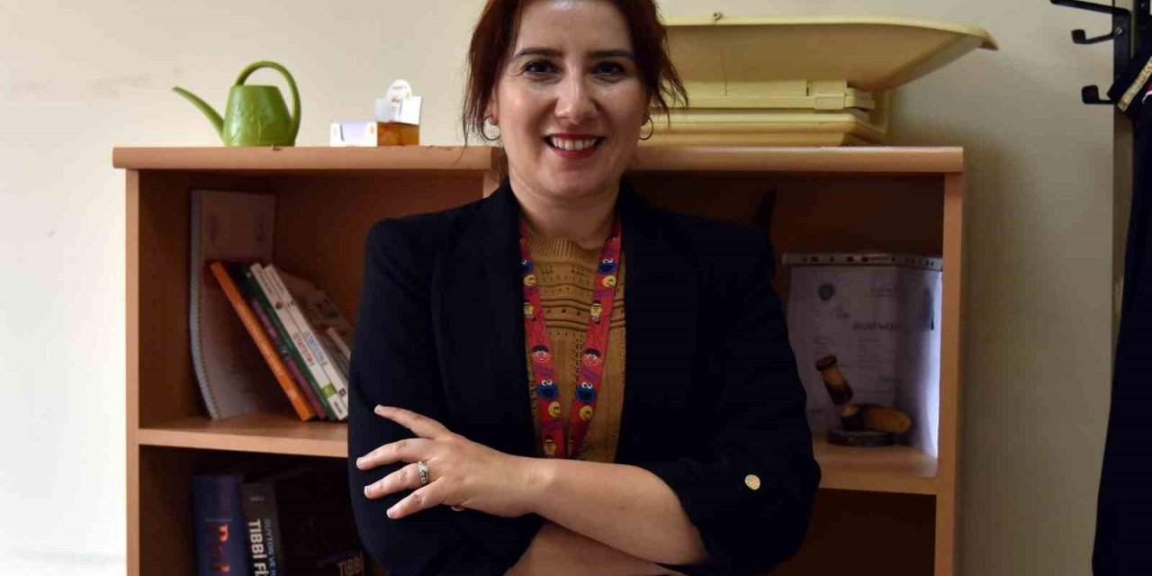 Çocuklar ilk 18 aydan önce ekranla tanışmamalı