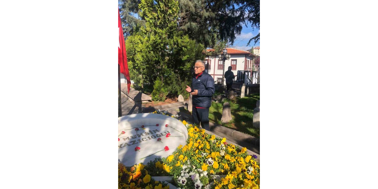 Başkan Büyükkılıç’tan Yazıcıoğlu ve Pakdil’in kabirlerine ziyaret