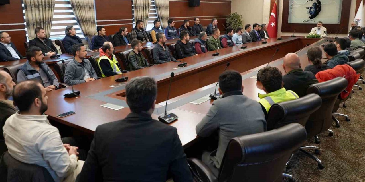 Deprem bölgesinde görev alan personele teşekkür belgesi