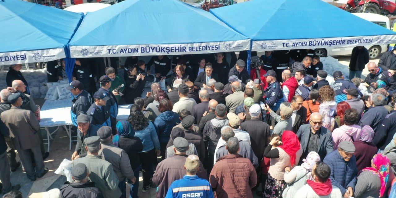 Başkan Çerçioğlu, Yenipazar’da yerel fide dağıtımı yaptı