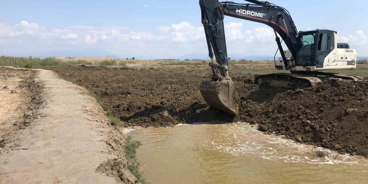 Menderes’teki 1,7 kilometrelik su kanalı kapatılıyor