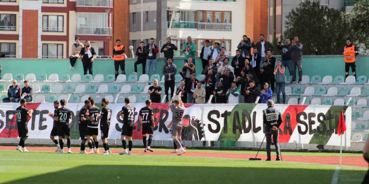 Kaf-Kaf, play-off hattının dışında
