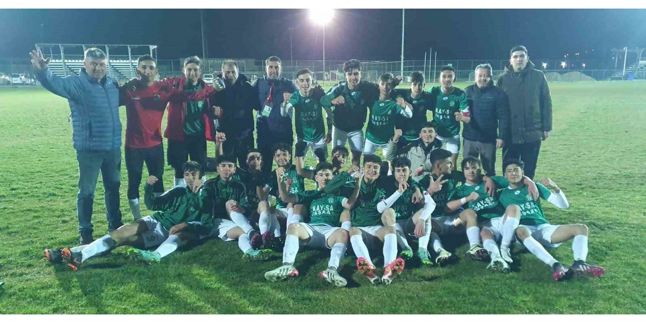 Şuhut Hisarspor U18’de finale yükseldi