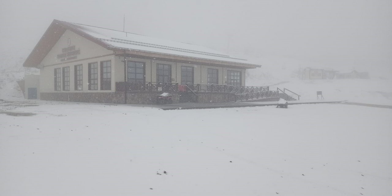 Karabük’ün yüksek kesimleri beyaz örtüyle kaplandı