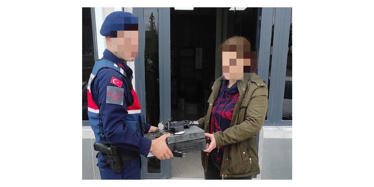 Kamu binasından çalınan cihazlar jandarma ekiplerince bulundu