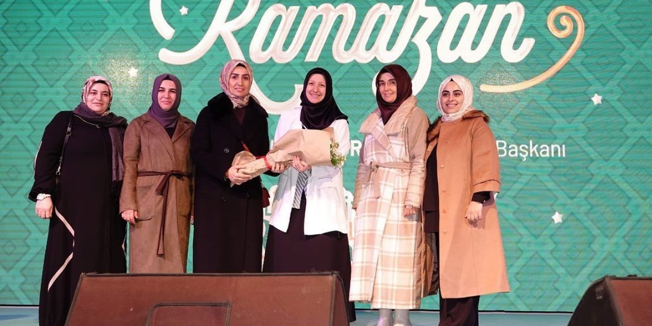 Sultangazililer,  ’Peygamber İzinde Aile Olmak’ söyleşisinde buluştu