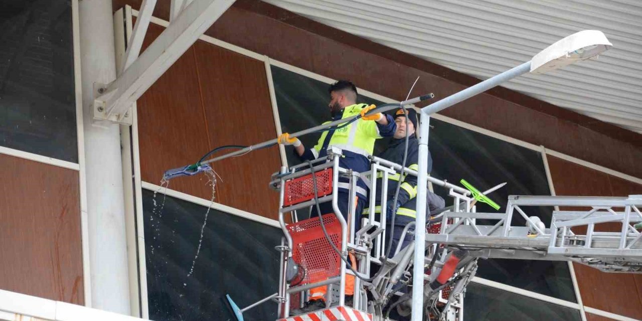 Bozüyük otogarında bayram öncesi temizlik