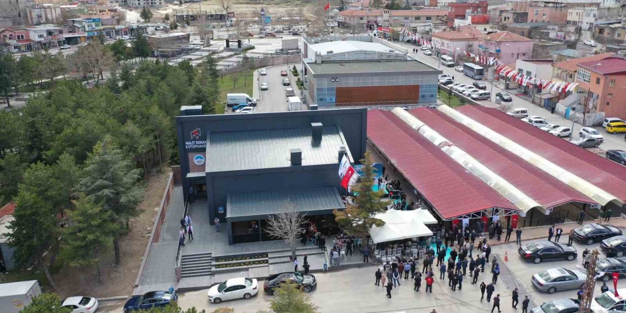 Halit Özkaya Kütüphanesi bir haftada 7 bin kişiyi ağırladı