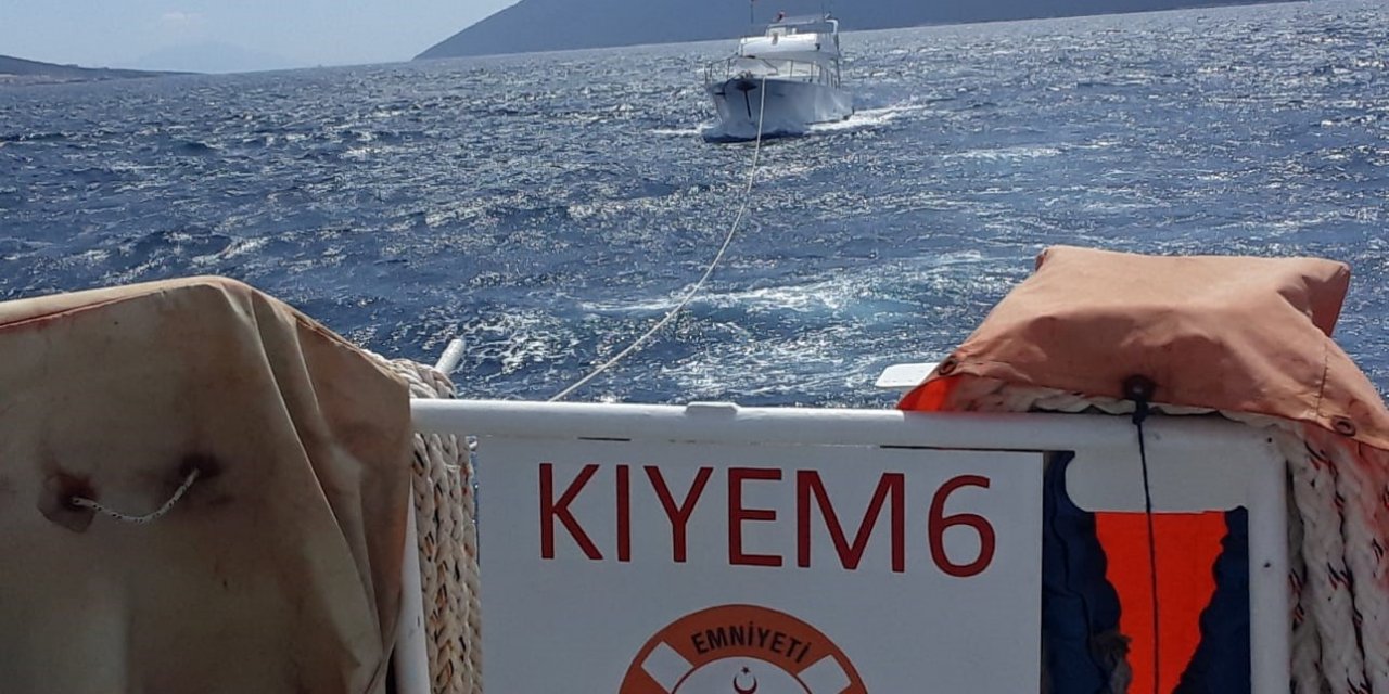 Sürüklenen motoryat kurtarıldı