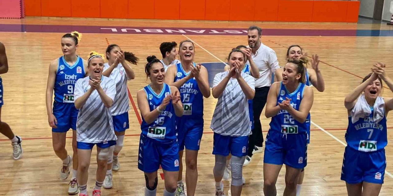 İzmitli Perileri Tourısm X Boğaziçi Basketbol’u 94-84 mağlup etti