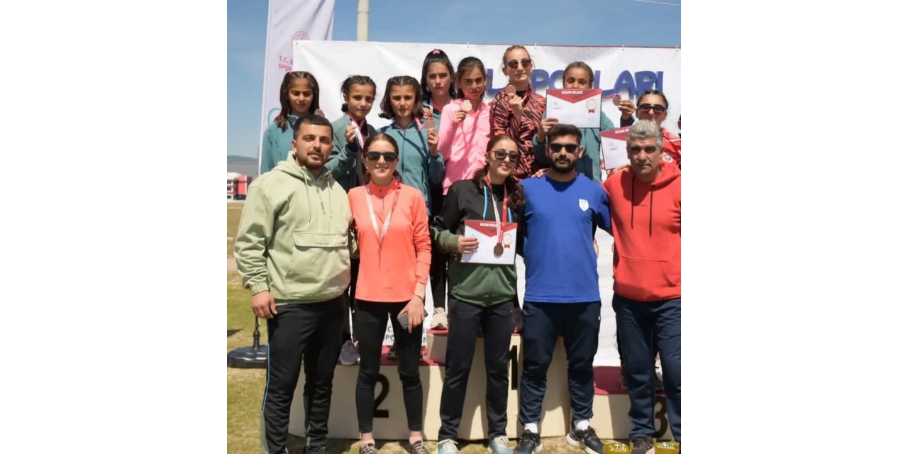 Karslı atlet Türkiye 3’üncüsü oldu