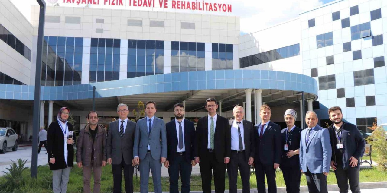 Tavşanlı’da 2. basamak sağlık hizmetleri yerinde değerlendirildi