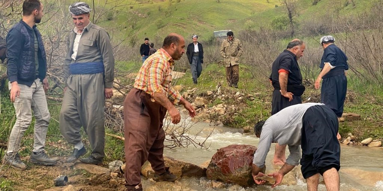 Derecik’te yağış birçok köyü susuz bıraktı