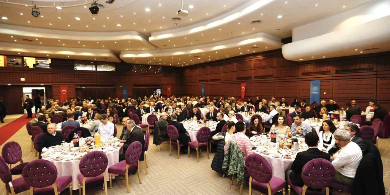 Küçükçekmece ilçe protokolü iftarda buluştu